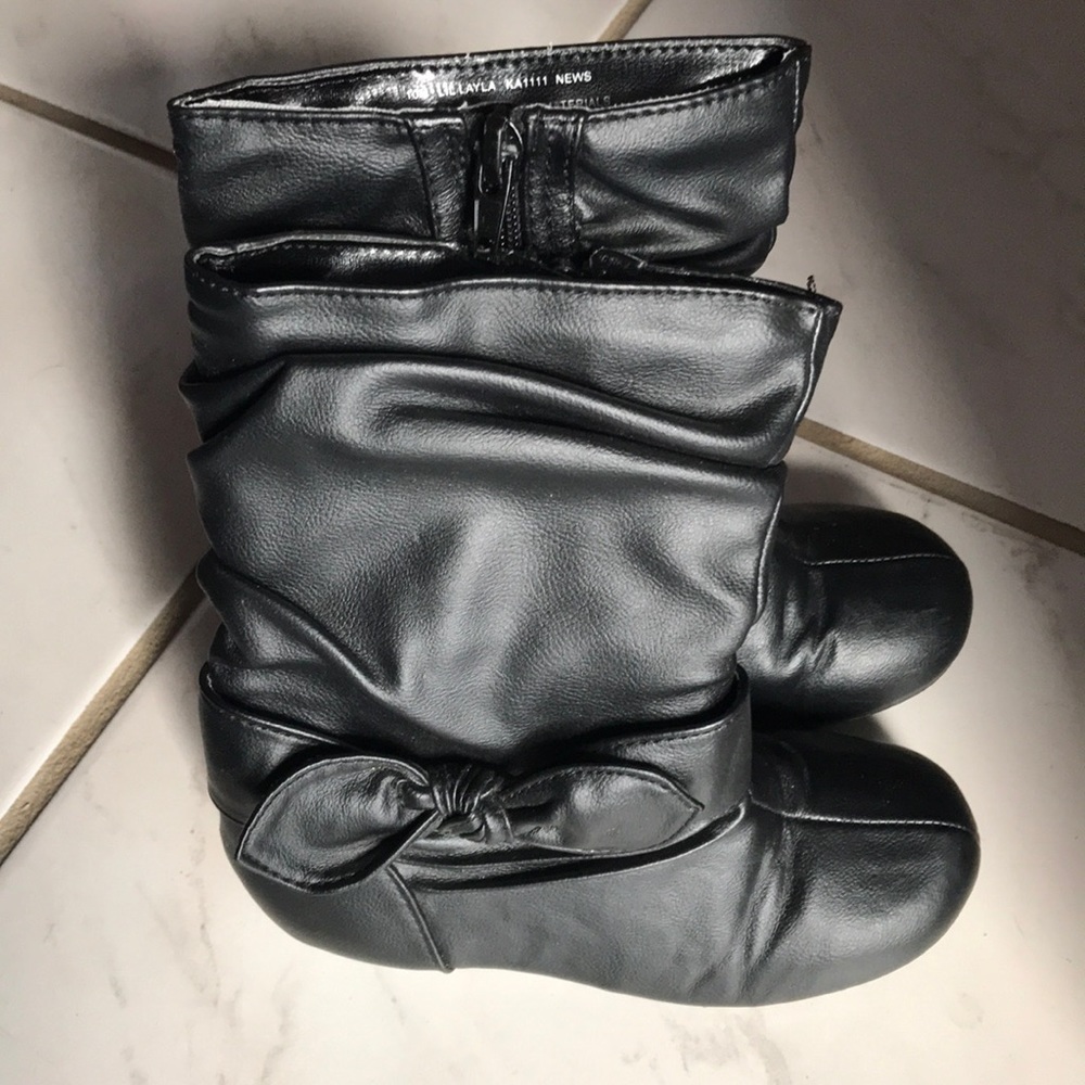 Little girl black wedges boots